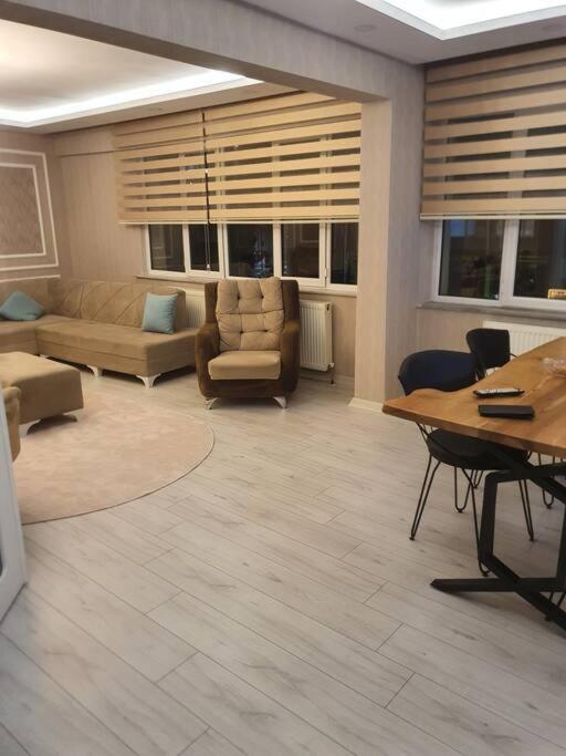 Sivas Houses Lueks Merkezde Family Suite Home 1 Dış mekan fotoğraf